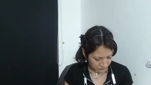 evelynesex online show from April 2026 02:28:01 AM