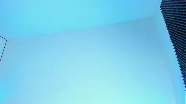 Snapshot of Ellope_ chatting on October 2025 03:06:01 AM Ellope online show from October 2025 03:06:01 AM