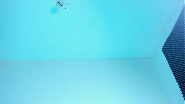 Snapshot of Ellope_ chatting on October 2025 11:16:01 PM Ellope online show from October 2025 11:16:01 PM