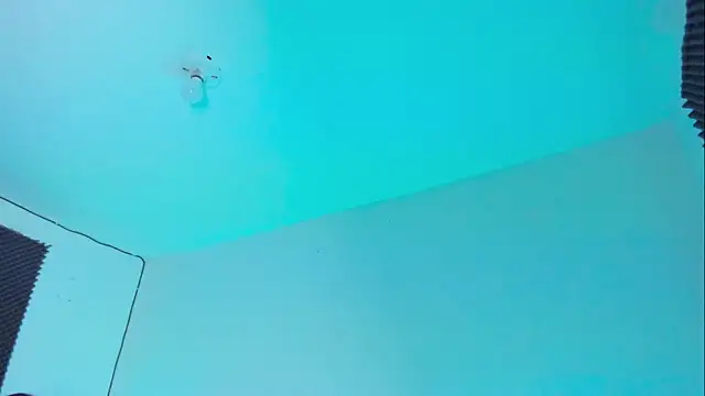 Snapshot of Ellope_ chatting on October 2025 12:24:02 AM Ellope online show from October 2025 12:24:02 AM