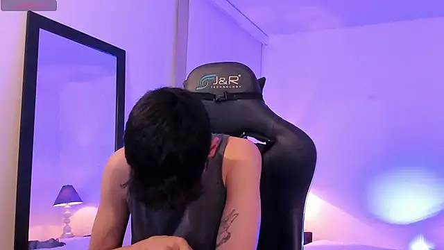 zeus blaze online show from November 2025 07:26:01 PM