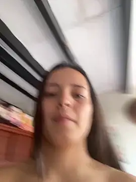 Mia jhoonson online show from October 2025 03:32:01 PM