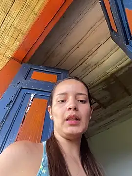 Mia jhoonson online show from October 2025 01:31:02 PM