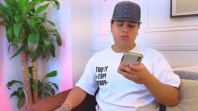 Naim Bennetsex online show from March 2026 05:39:01 PM