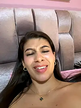 Lenapink19 online show from September 2025 06:06:02 AM