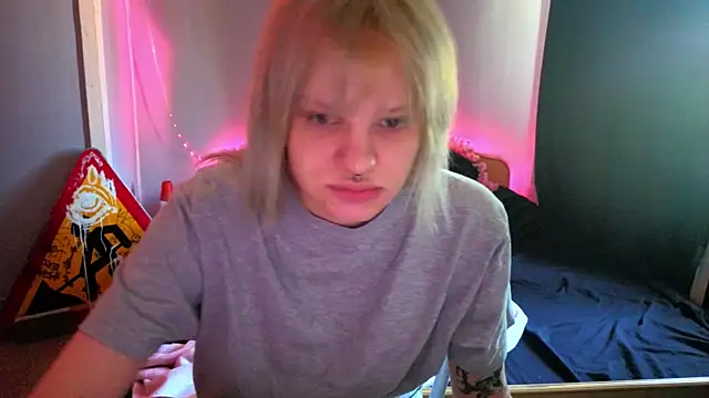 Elieiza xo online show from May 2026 09:06:01 AM