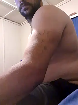 Lekewarmele online show from November 2025 07:03:02 PM