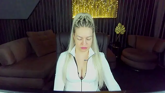 Snapshot of Anna_Snows chatting on April 2026 05:33:02 AM Anna Snows online show from April 2026 05:33:02 AM