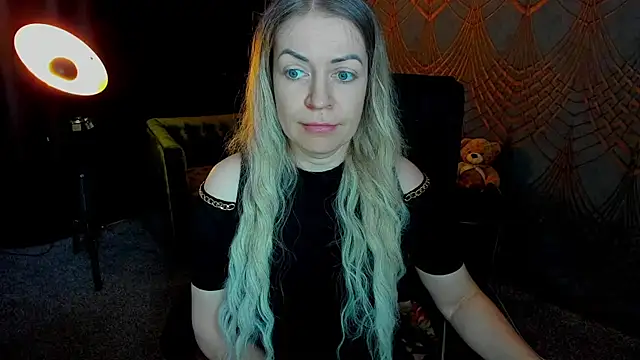 Snapshot of Anna_Snows chatting on May 2026 05:35:01 AM Anna Snows online show from May 2026 05:35:01 AM