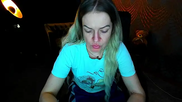 Snapshot of Anna_Snows chatting on May 2026 04:42:01 AM Anna Snows online show from May 2026 04:42:01 AM