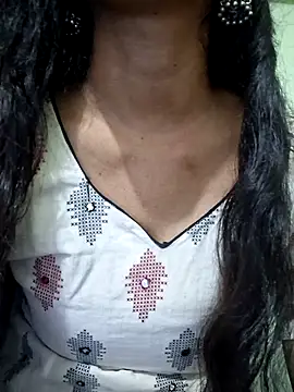 Snapshot of Telugu___Sexygirl___Naidu chatting on May 2026 04:42:02 AM Telugu Sexygirl Naidu online show from May 2026 04:42:02 AM