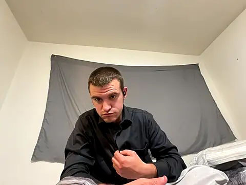 cumitted online show from November 2025 10:10:02 AM