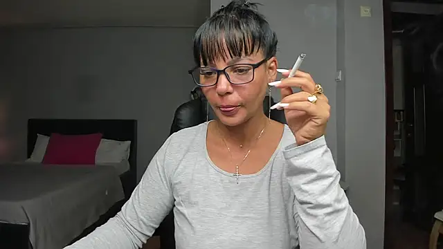 Ella sweety00 online show from November 2025 10:45:01 PM