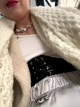 EveLittleSinner online show from October 2025 10:54:02 AM