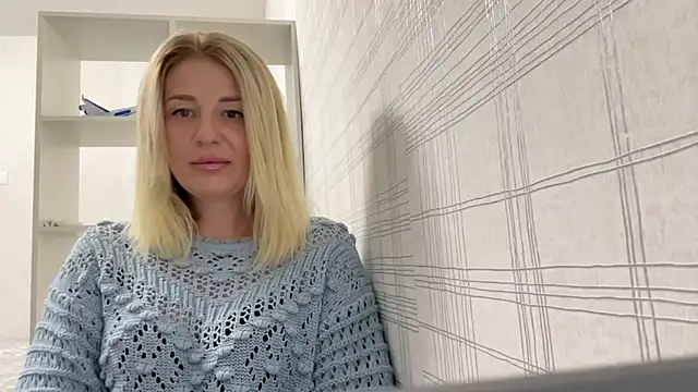 Blondie xoxoxo online show from September 2025 09:22:02 AM