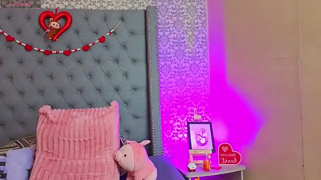 Abby roussee online show from February 2026 03:10:01 PM