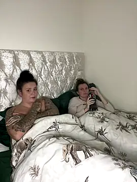 Charsworld online show from December 2025 05:52:01 PM