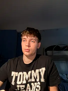 Snapshot of Fappatore_Nato05 chatting on September 2025 10:20:02 AM Fappatore Nato05 online show from September 2025 10:20:02 AM