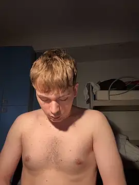 Snapshot of Fappatore_Nato05 chatting on October 2025 01:15:01 AM Fappatore Nato05 online show from October 2025 01:15:01 AM