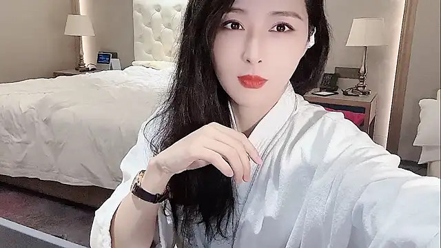 Ianxuan online show from October 2025 02:36:02 AM