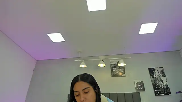 violet and myers online show from October 2025 07:25:02 PM