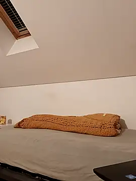 Snapshot of bolo1984 chatting on October 2025 05:17:01 PM bolo1984 online show from October 2025 05:17:01 PM