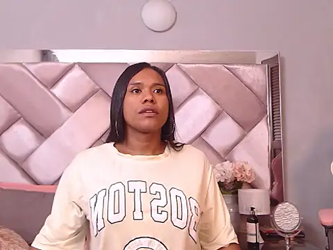 Ashleyroberst online show from October 2025 10:27:02 AM