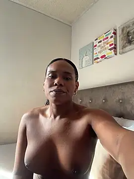Ashleyroberst online show from July 2026 01:39:02 PM