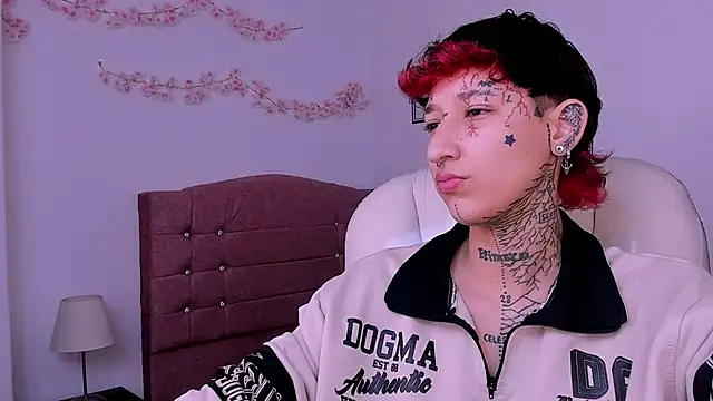 Luci Rose online show from February 2026 03:21:01 PM