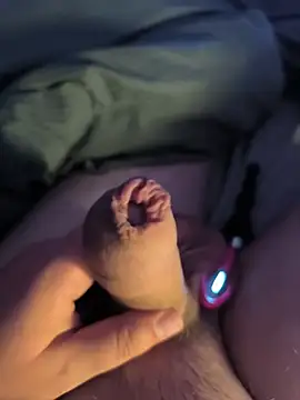 Snapshot of Ole_Plus chatting on December 2025 08:27:01 PM Ole Plus online show from December 2025 08:27:01 PM