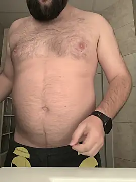 Snapshot of Ole_Plus chatting on December 2025 08:11:01 AM Ole Plus online show from December 2025 08:11:01 AM