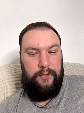 Snapshot of Ole_Plus chatting on February 2026 07:23:01 PM Ole Plus online show from February 2026 07:23:01 PM