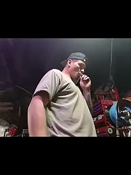 twistafatpipe online show from October 2025 01:20:02 AM