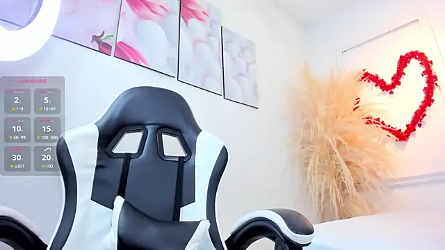 Miriam milf online show from February 2026 12:28:01 PM