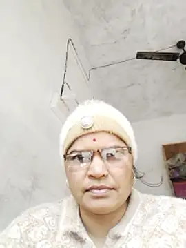 Snapshot of Bhavna_hot chatting on February 2026 06:12:01 AM Bhavna hot online show from February 2026 06:12:01 AM