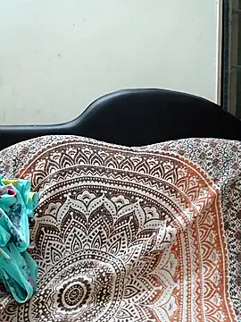 Rithya27 online show from February 2026 05:42:01 PM