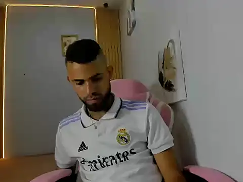 Snapshot of adri_sexboy229 chatting on September 2025 01:38:02 AM adri sexboy229 online show from September 2025 01:38:02 AM