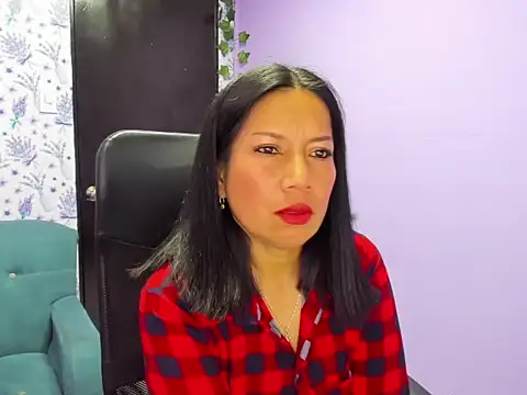 Megan Collinss  online show from October 2025 02:04:02 PM