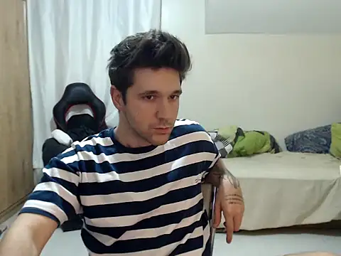 Snapshot of 2handsomemann chatting on September 2025 09:08:02 PM 2handsomemann online show from September 2025 09:08:02 PM