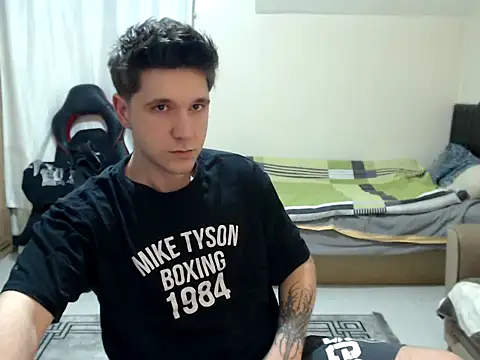 Snapshot of 2handsomemann chatting on February 2026 06:03:01 PM 2handsomemann online show from February 2026 06:03:01 PM