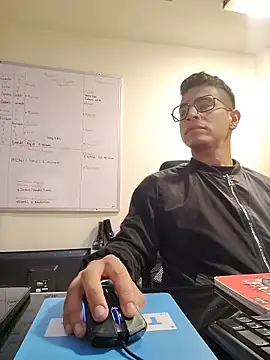 Juann-cock online show from February 2026 11:33:01 AM