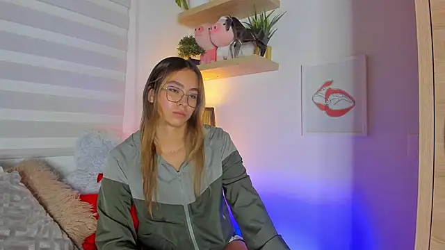 sara madrid online show from March 2026 12:01:01 PM