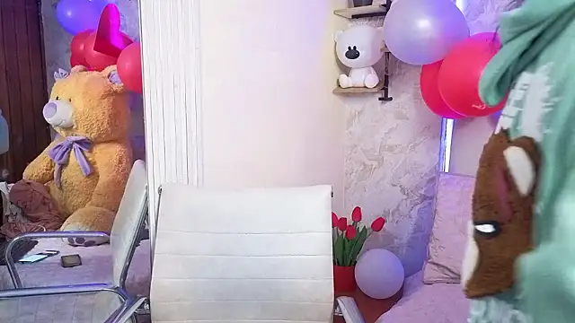 VioletxBloom online show from February 2026 03:40:01 PM