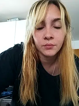 ayebran online show from October 2025 07:14:01 PM