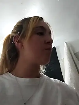 ayebran online show from October 2025 09:04:02 PM