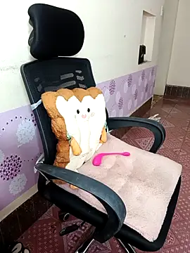 Moona heny online show from March 2026 12:14:01 AM