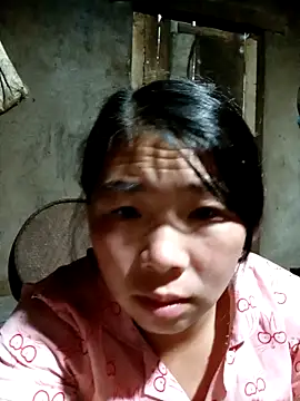 Snapshot of quynhkoolbae chatting on October 2025 11:11:02 PM quynhkoolbae online show from October 2025 11:11:02 PM