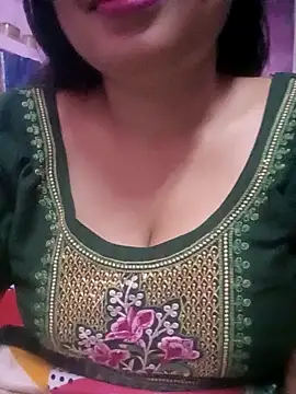 TINASONI online show from October 2025 02:34:01 PM