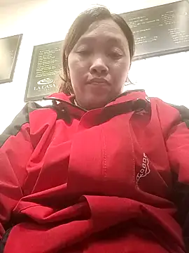 miumiu 00 online show from February 2026 01:31:01 PM