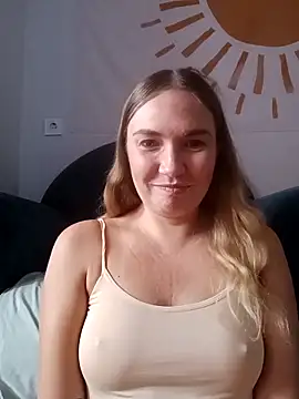 Snapshot of KisaVixen chatting on October 2025 08:53:02 AM KisaVixen online show from October 2025 08:53:02 AM